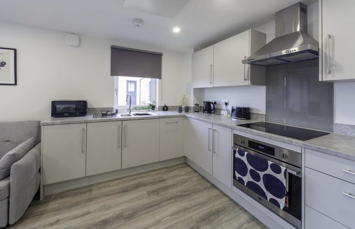 Modern And Bright 2 Bed Apartment In Ashford 阿什弗德 外观 照片